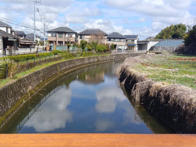 取り入れ橋北