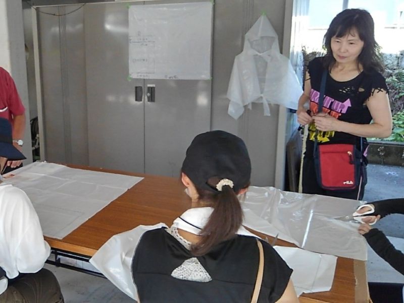 ポリ袋ポンチョ